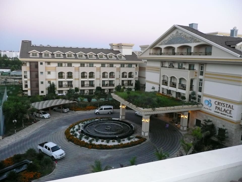 Vom Zimmer auf den Eingang Diamond Excellence Resort & Spa