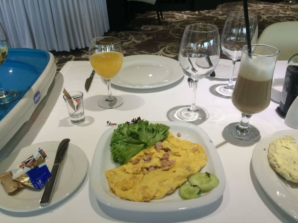 Frühstück Orbis Design Hotel & Spa