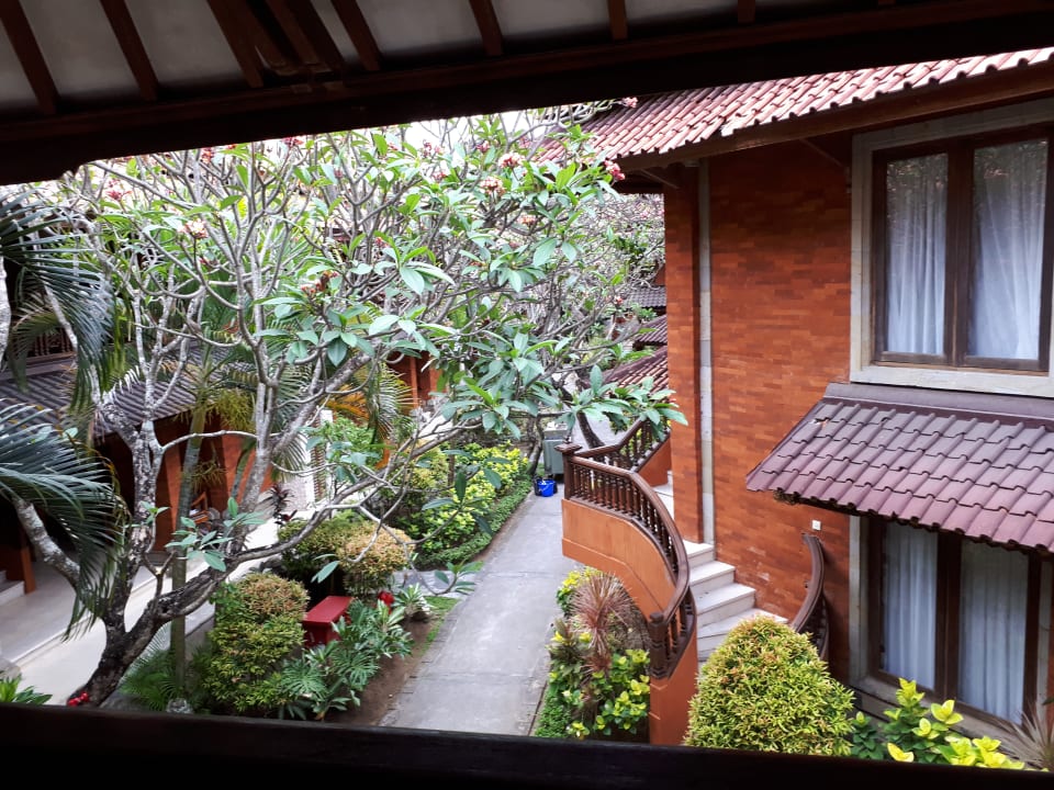 Außenansicht Hotel Keraton Jimbaran Resort