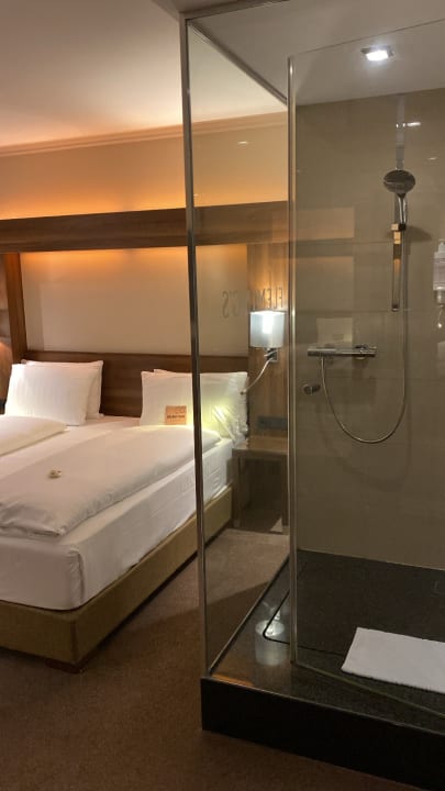 Zimmer Flemings Hotel Frankfurt Main-Riverside