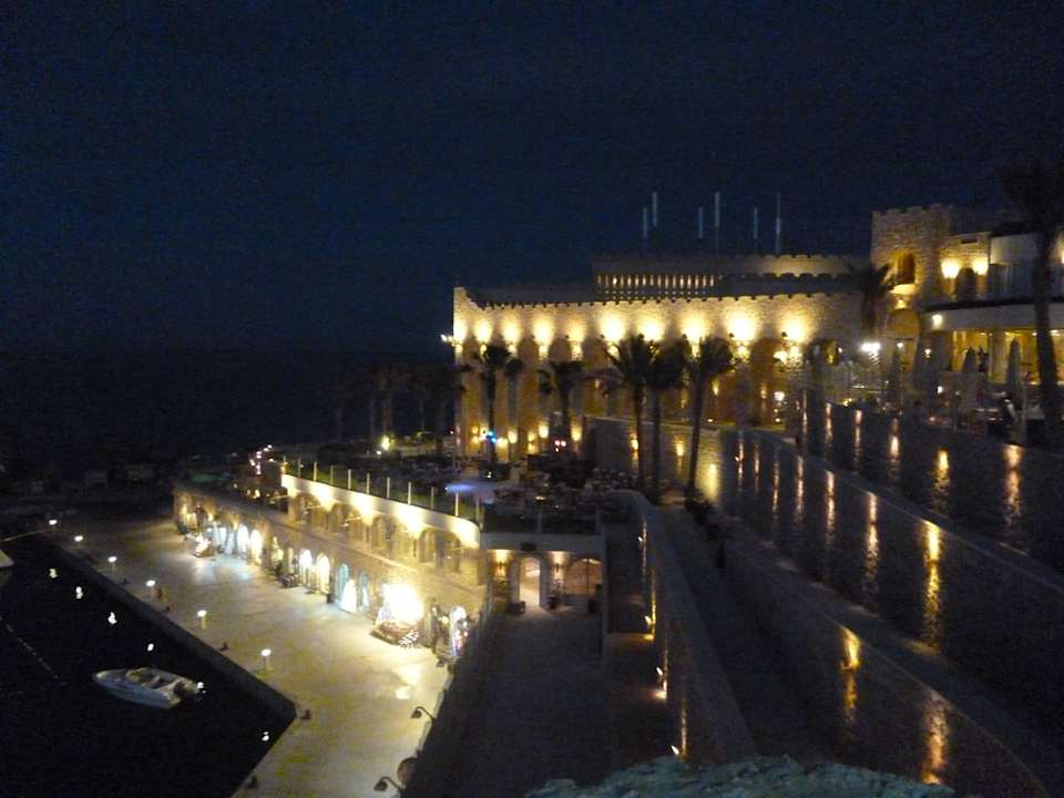 Night Pickalbatros Citadel Resort