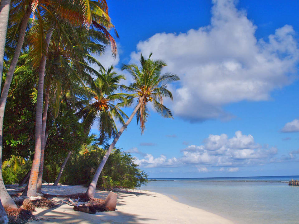 O - Strand Kuredu Island Resort & Spa