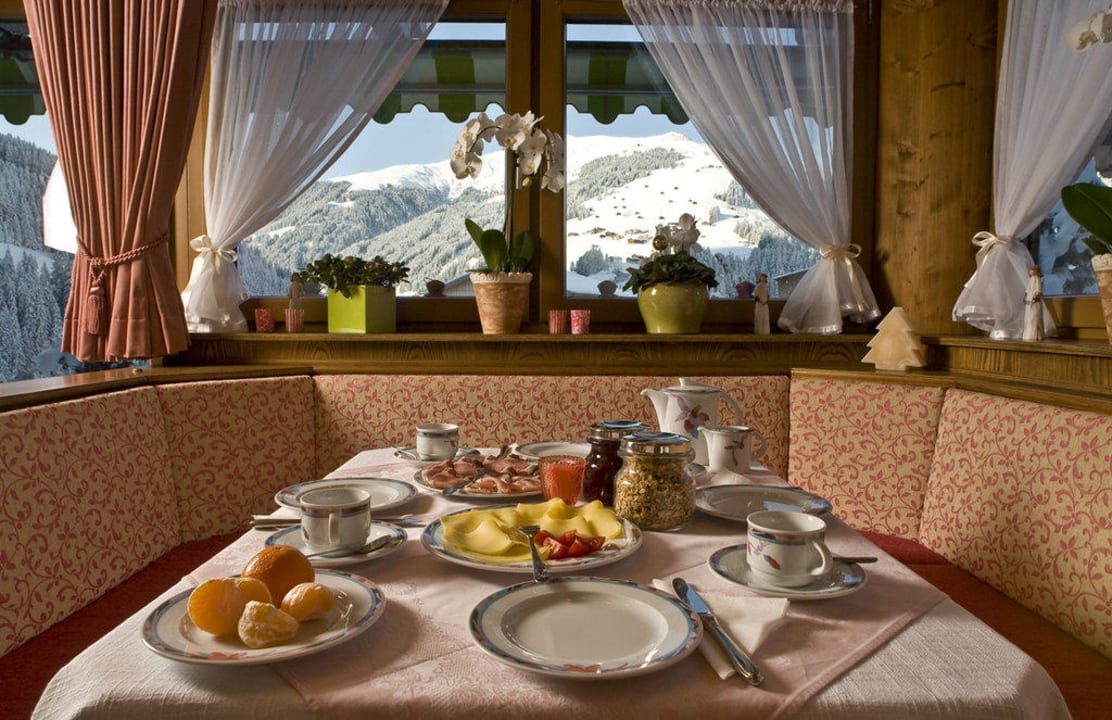 Ein Tag beginnt mit einem gesunden Frühstück Gästehaus Hochtirol