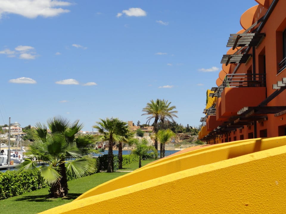 Blick von Terrasse NH Marina Portimão Resort