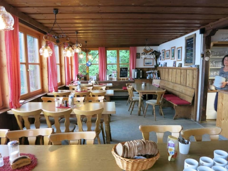 Essbereich Falkenstein Schutzhaus