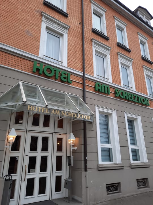 Außenansicht Hotel am Schelztor