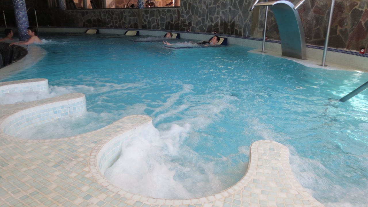 Das Wellness-Shwimmbad Gloria Palace Royal Hotel & Spa