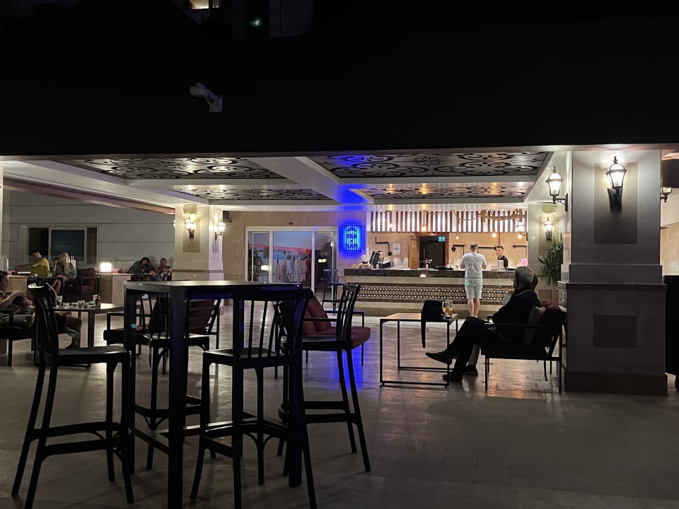 Gastro Kamelya Aishen Club