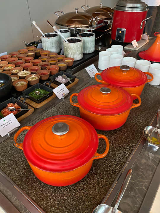 Gastro Hotel Vivanta by Taj Gurgaon