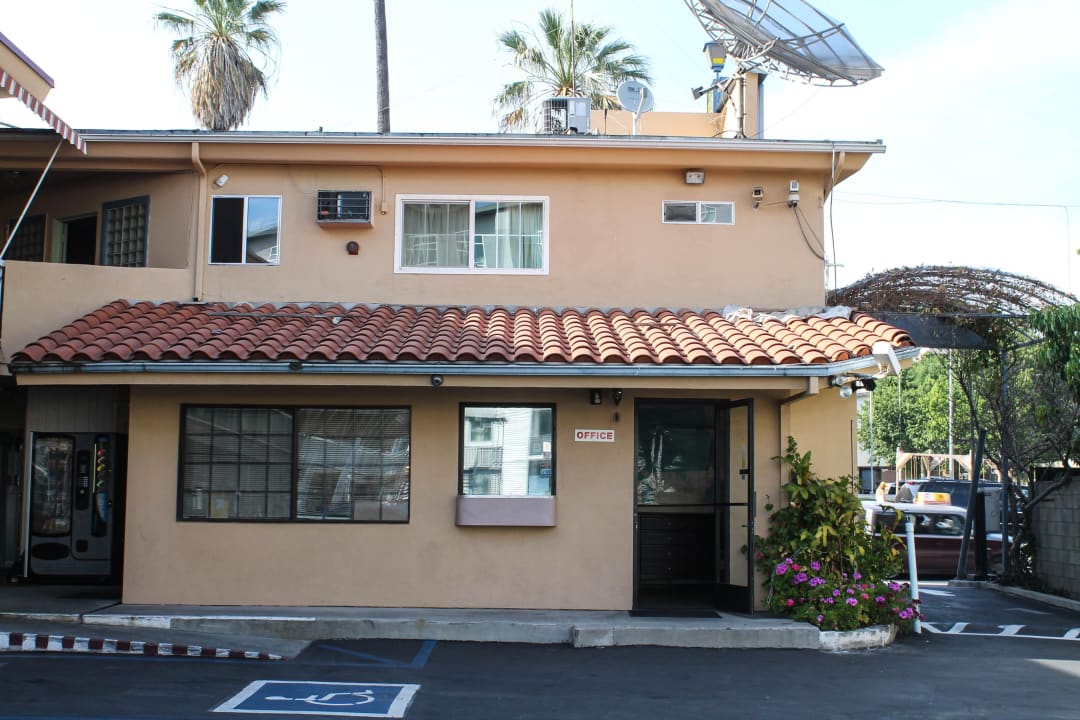 Office Motel Hollywood La Brea