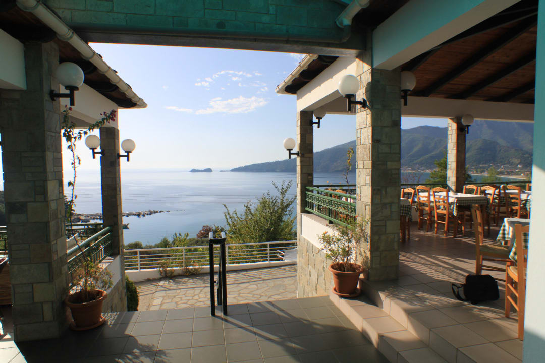 Eingang Hotel Dionysos