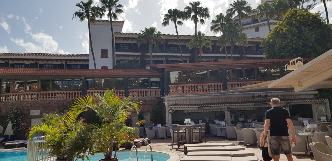 Gastro Hotel Parque Tropical