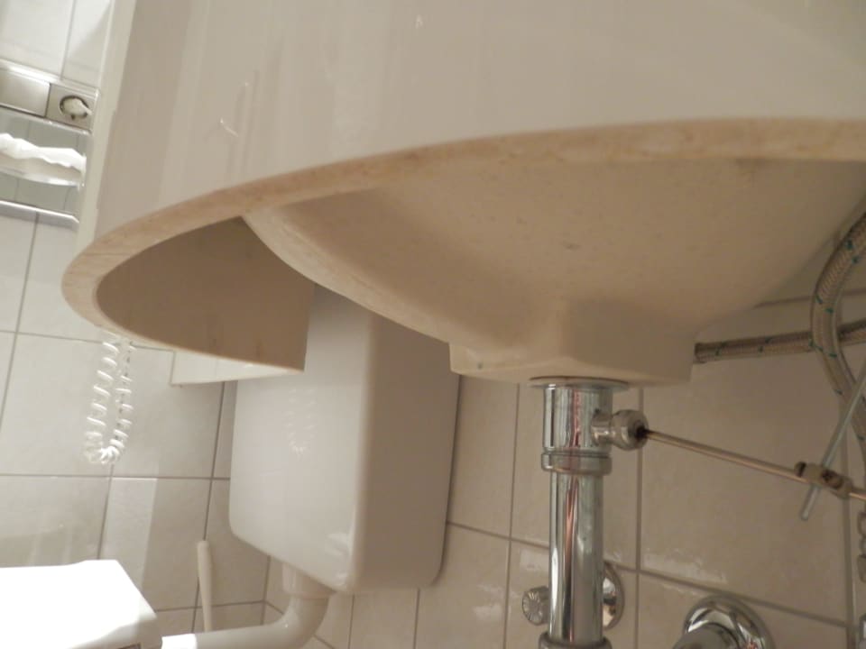 ...noch mehr Schmutz... Cliff Hotel Rügen