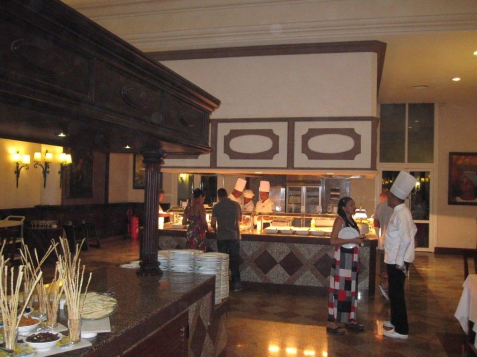  Warmes Büffet Hotel Riu Bambu