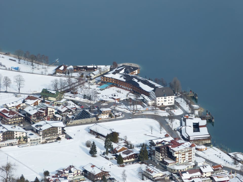 Hotel von "oben", Blick vom Karwendel auf Pertisau aja Fürstenhaus am Achensee
