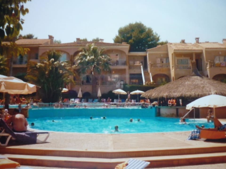 Einen der 5 Pools R2 Lago Playa Park