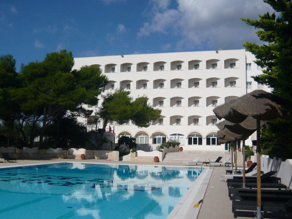 Pool mit Hotel Hotel Ecoresort Le Sirene