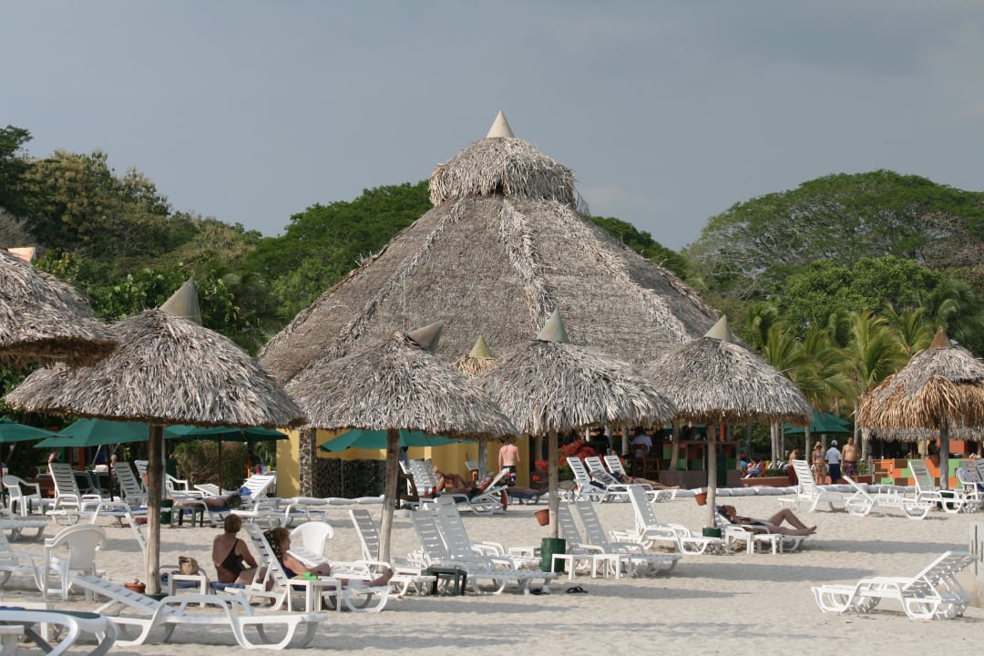 Strandbar Grand Decameron Panama, A Trademark All Inclusive Resort