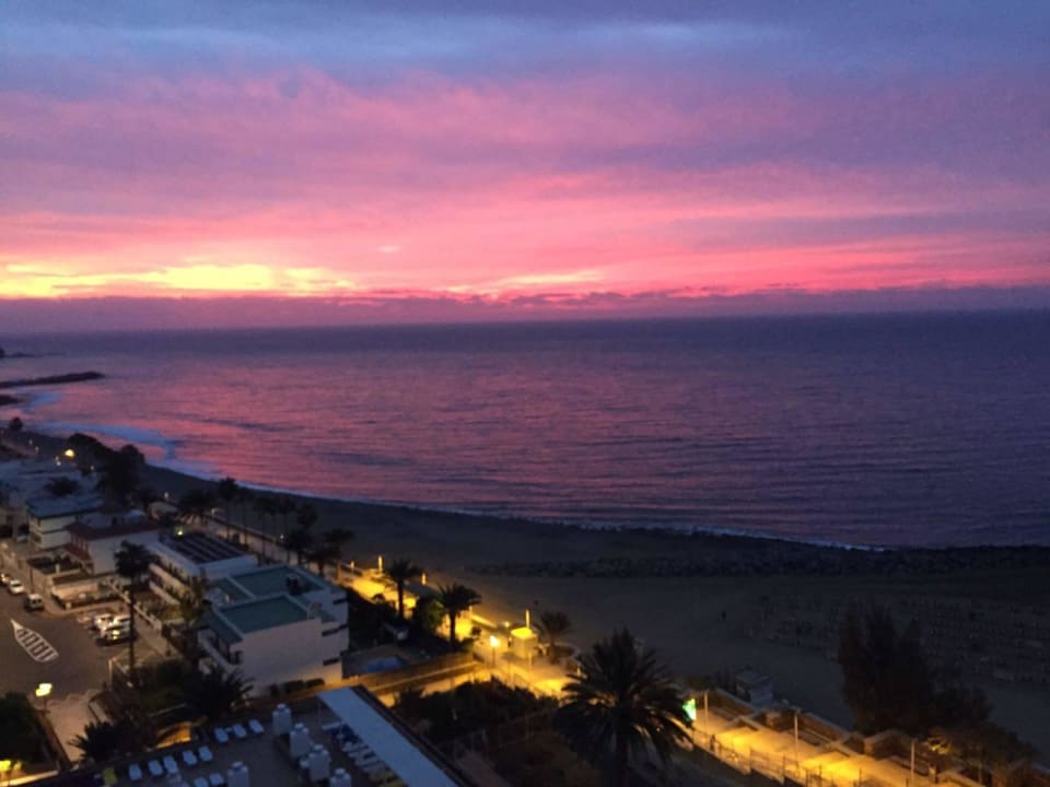 Amanecer desde mi balcón Hotel Europalace