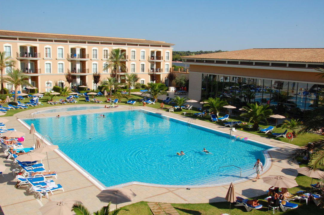 Pool am Tag Grupotel Playa de Palma Suites & Spa