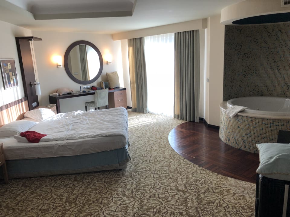 Zimmer Royal Wings Hotel