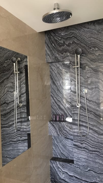 Zimmer The Ritz-Carlton, Astana