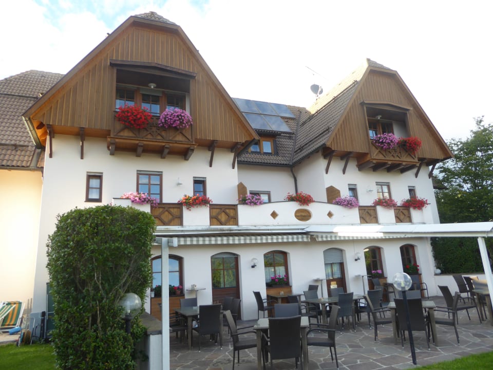 Außenansicht Hotel Lengsteinerhof
