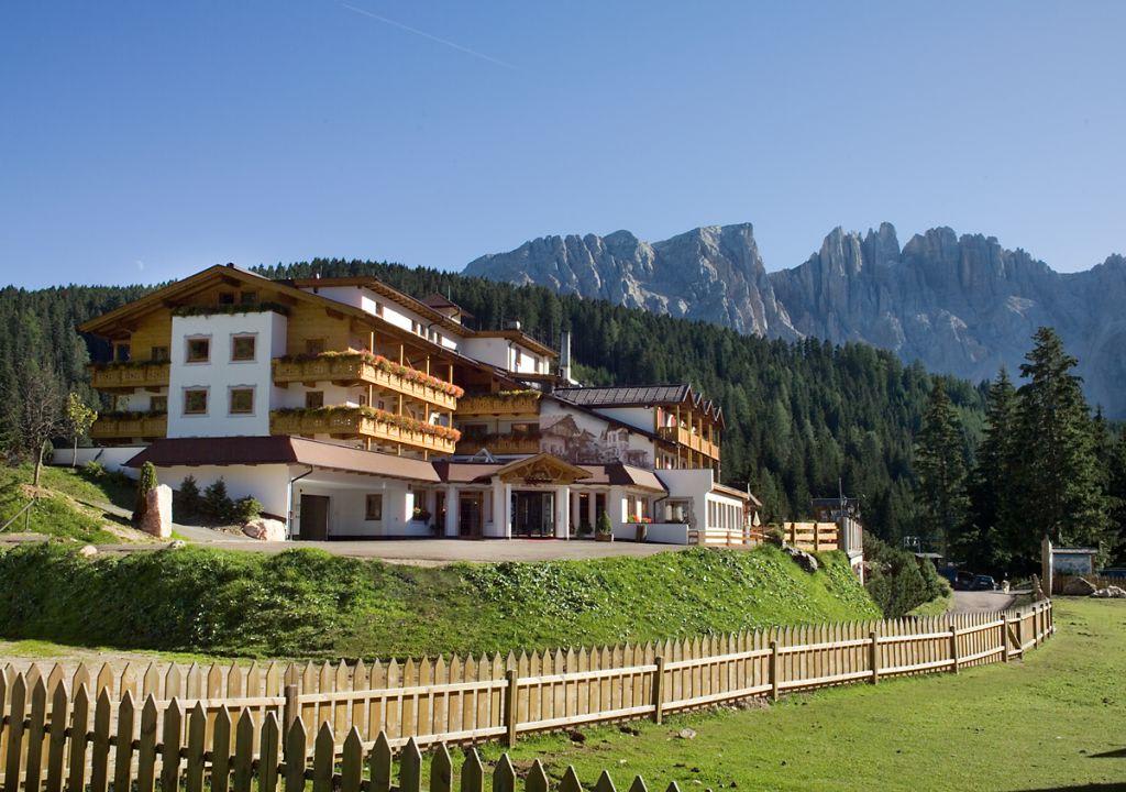 Berghotel Moseralm 4 Sterne Moseralm Dolomiti Spa Resort