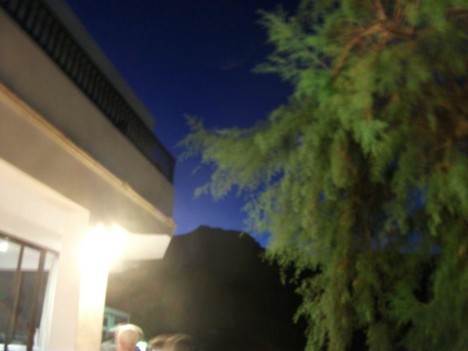 Die Nacht bricht herein Hoposa Hotel Niu
