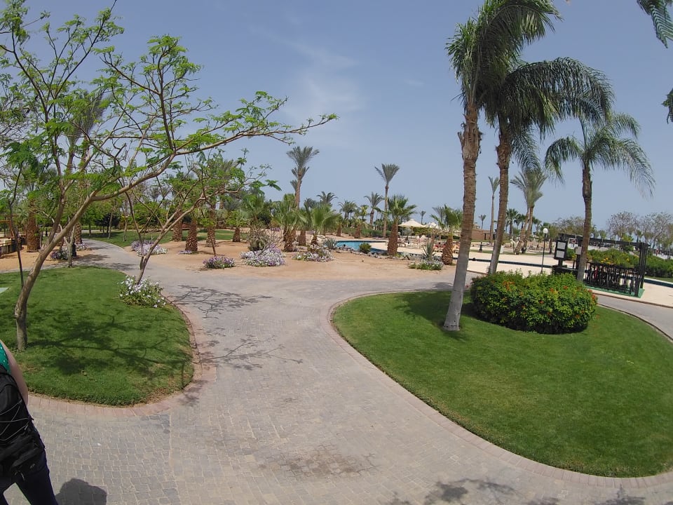 Gartenanlage Steigenberger ALDAU Beach Hotel