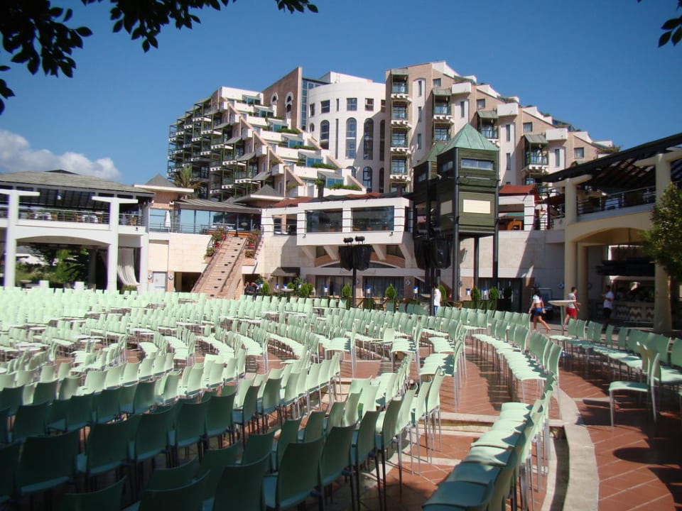 Амфитеатр Limak Limra Hotel & Resort