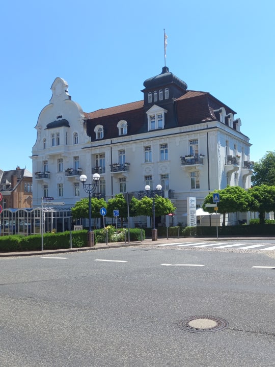 Außenansicht Göbel's Hotel Quellenhof