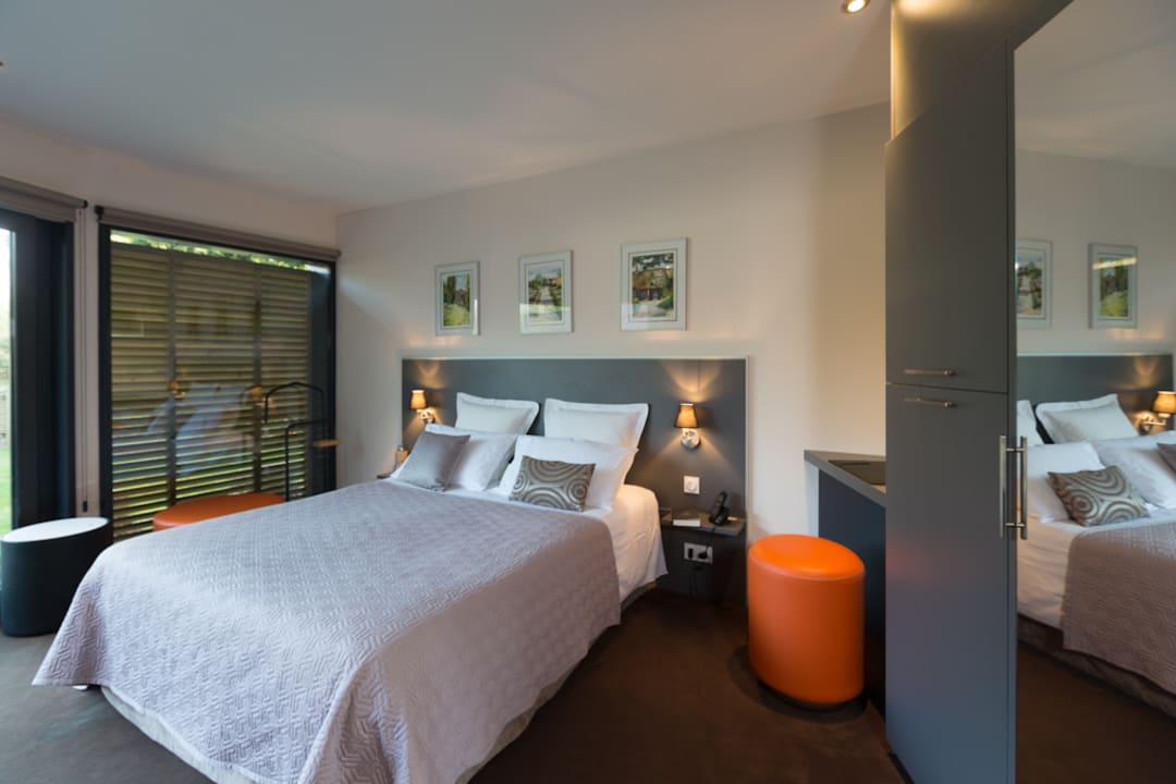 Zimmer Hotel Le Petit Coq aux Champs