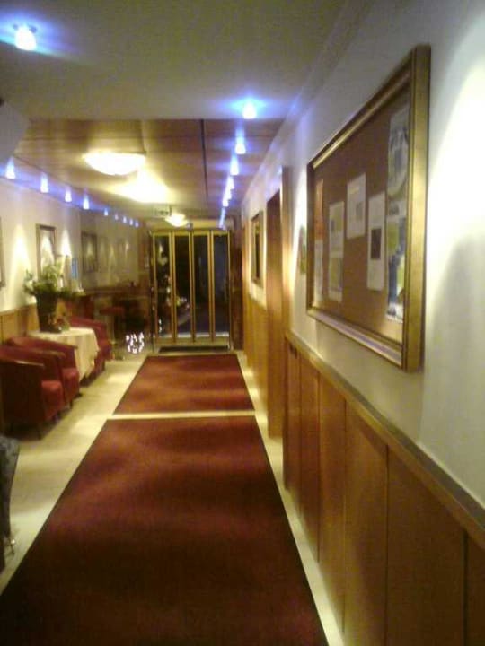 Hoteleingang Lobby Nassereinerhof