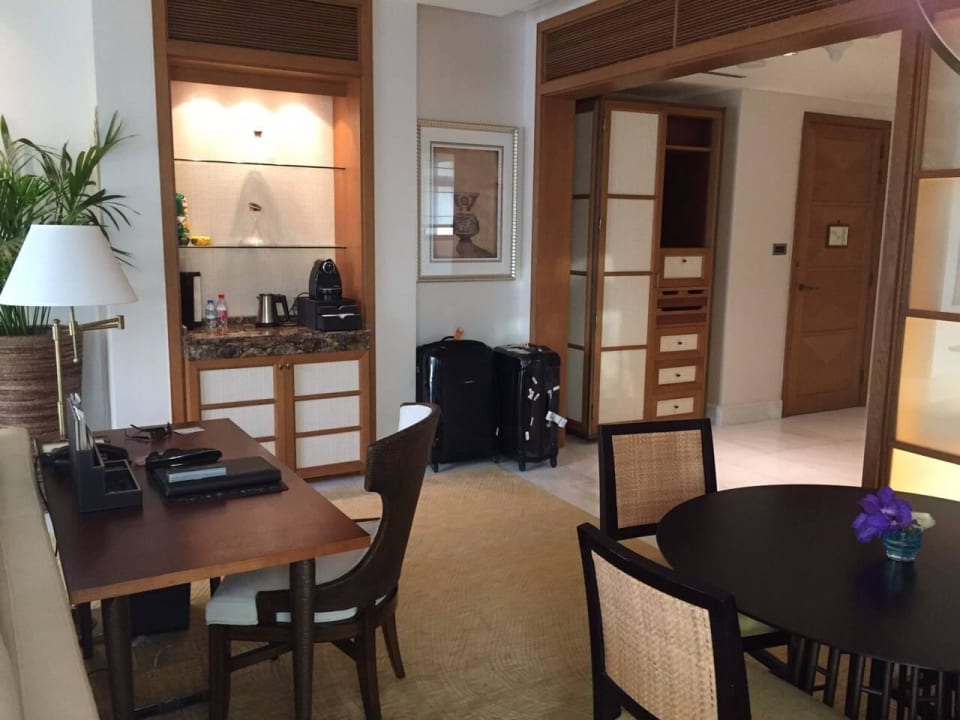 Suite  The St. Regis Saadiyat Island Resort, Abu Dhabi