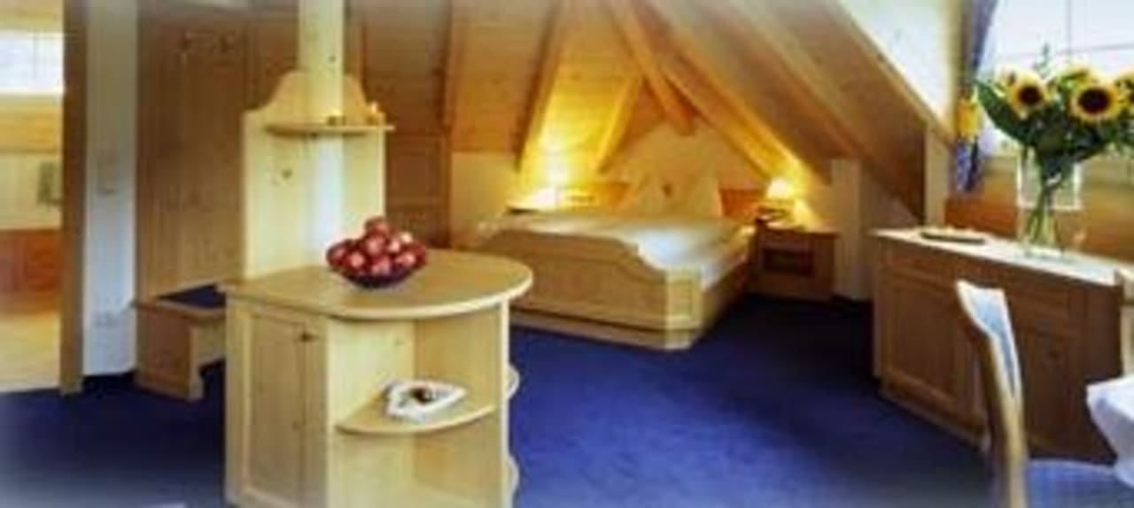 Ausschnitt 3 Zimmer Panorama Panoramahotel Himmelreich