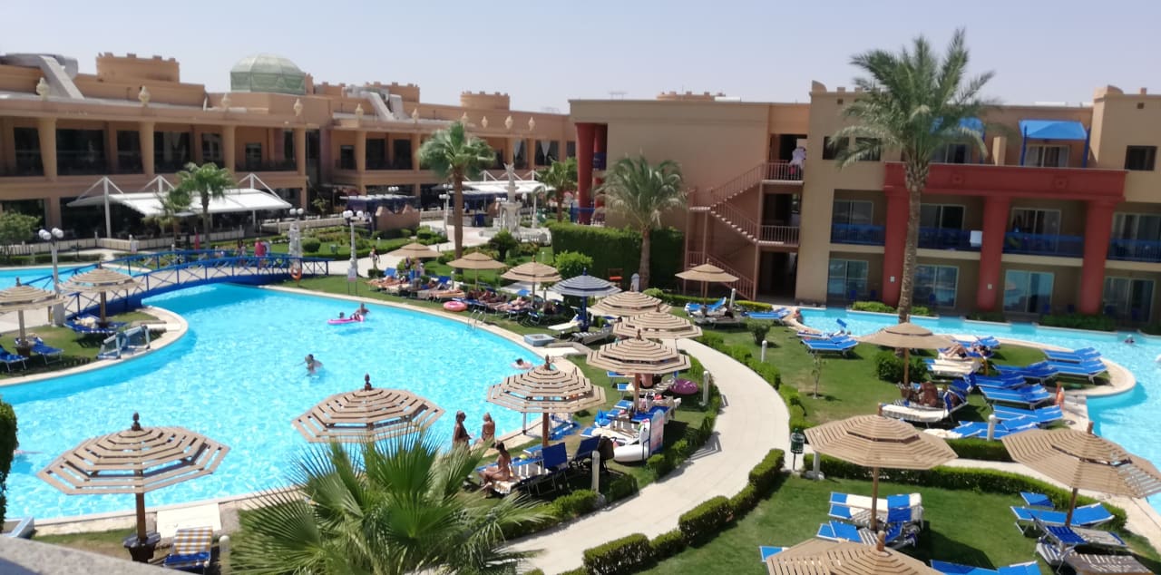 Pool Hotel Titanic Palace