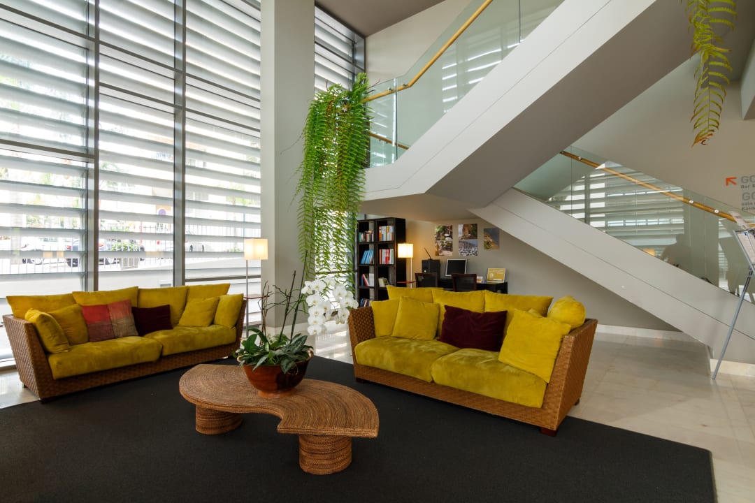 Lobby Hotel Golden Residence