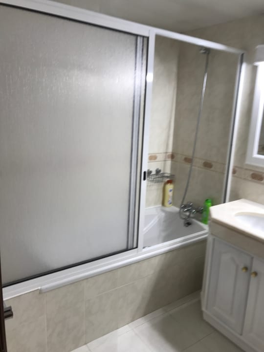 Zimmer Ajuda Charming Apartment