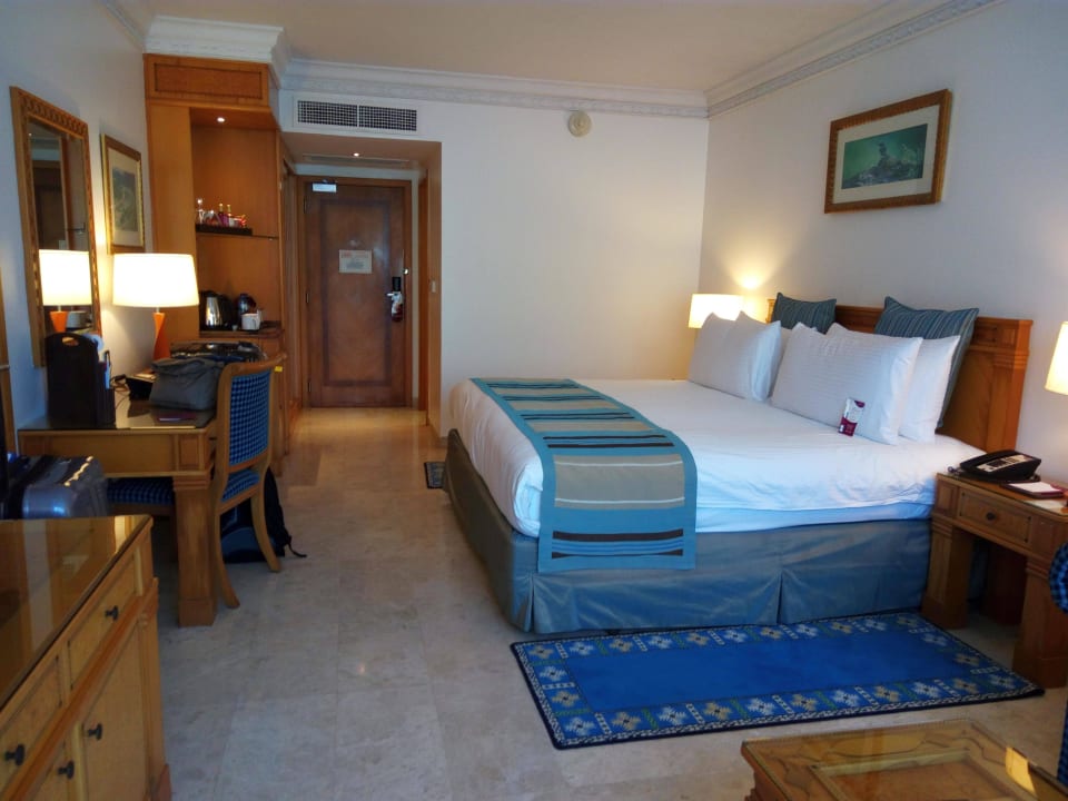 Wohn- und Schlafbereich i.O. Crowne Plaza Salalah