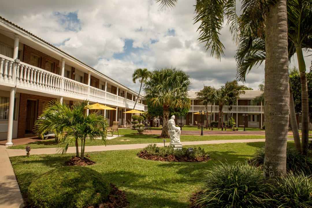 Gartenanlage Best Western Palm Beach Lakes