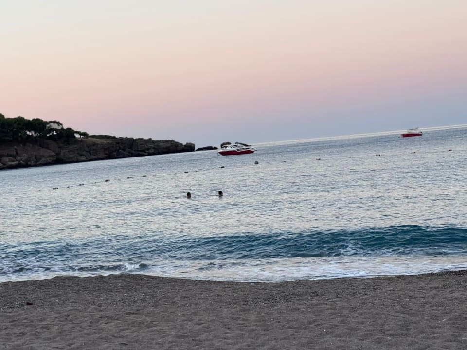 Strand Saphir Resort & Spa