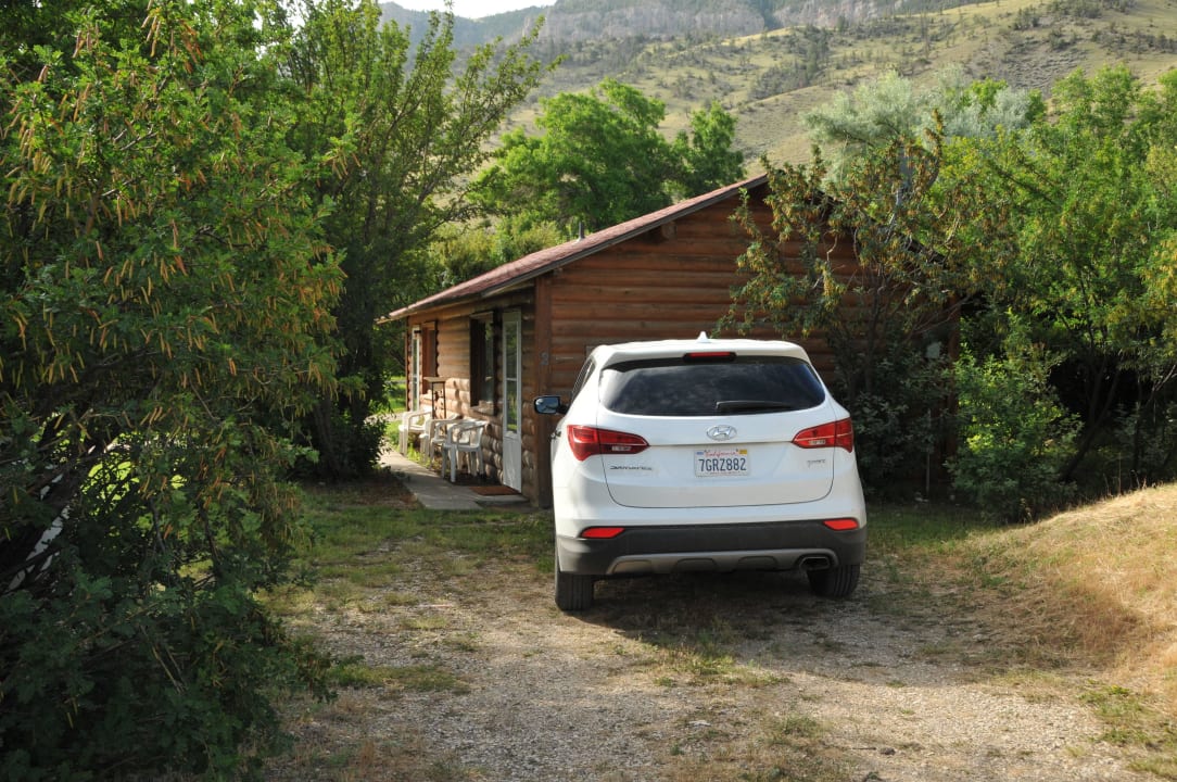 Zimmer von außen Red Pole Ranch and Motel