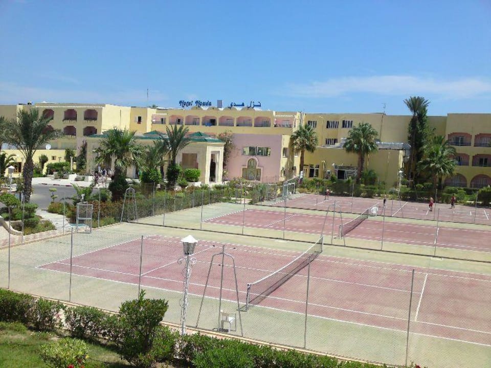 Tennis und Fussballplätze Houda Golf & Beach Club