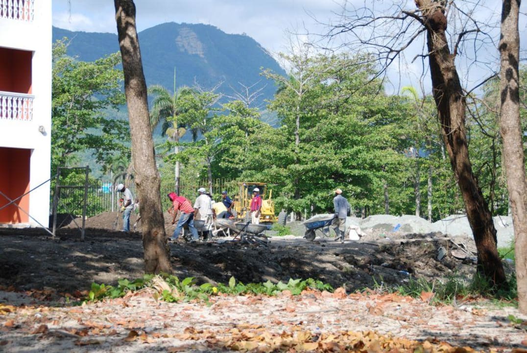 Baustelle am Strand Marien Puerto Plata