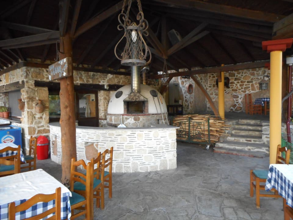 Taverne Hotel Geranion Village