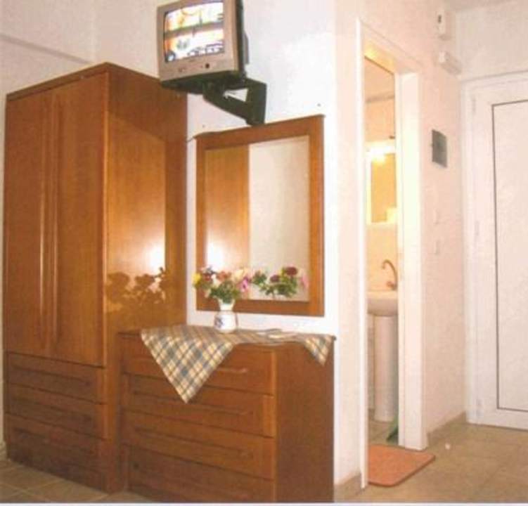 Studios Hotel Nestor