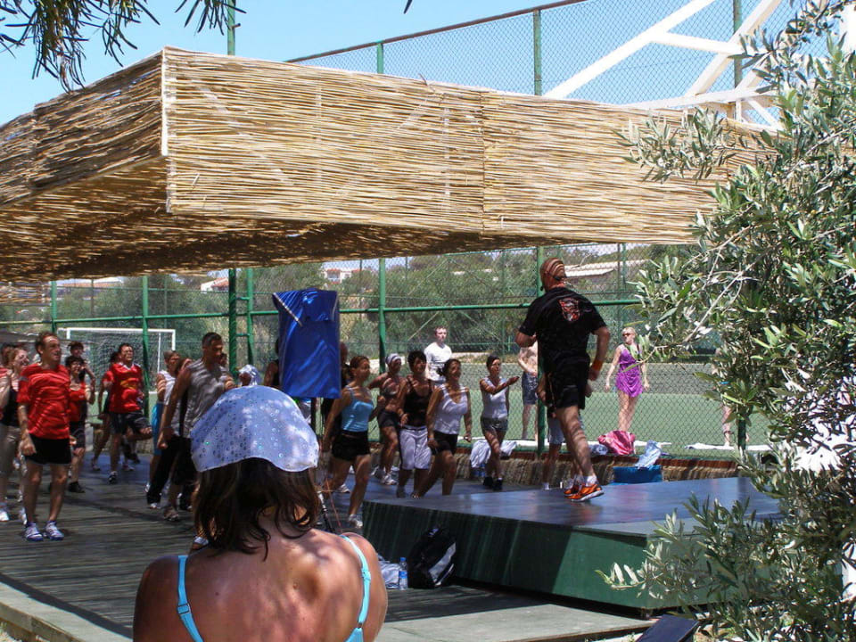 Ник Бартон ведет занятия Blue Waters Club