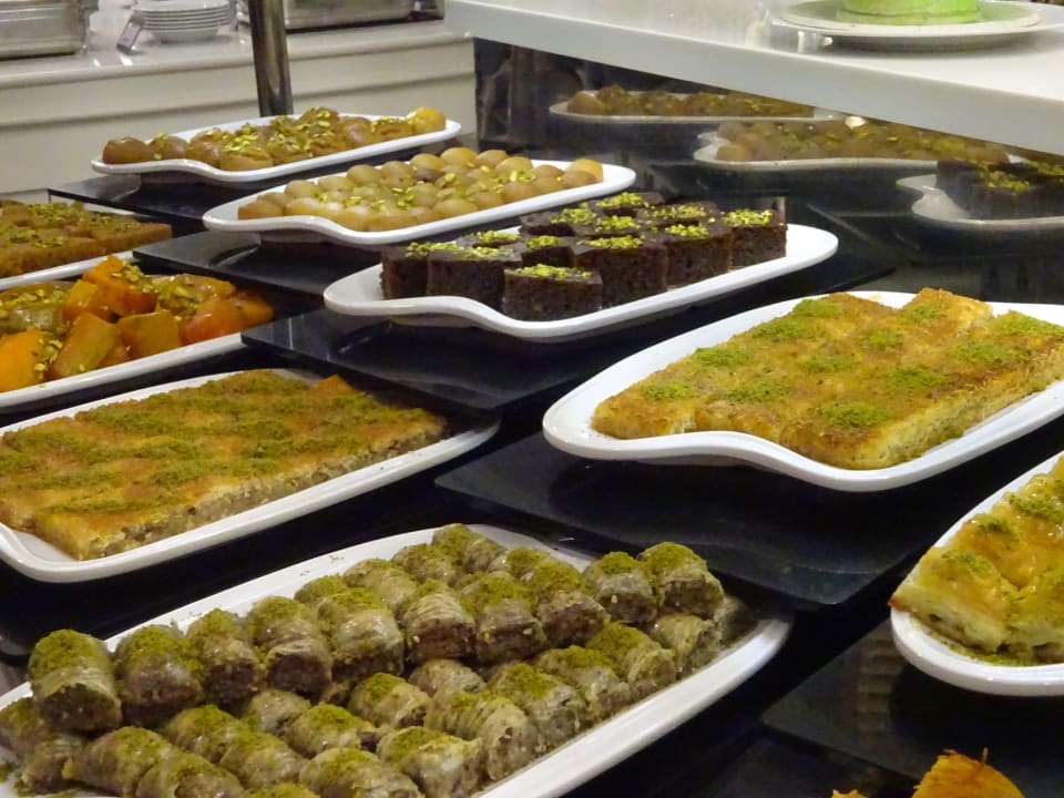 Gastro Side Royal Palace Hotel & Spa