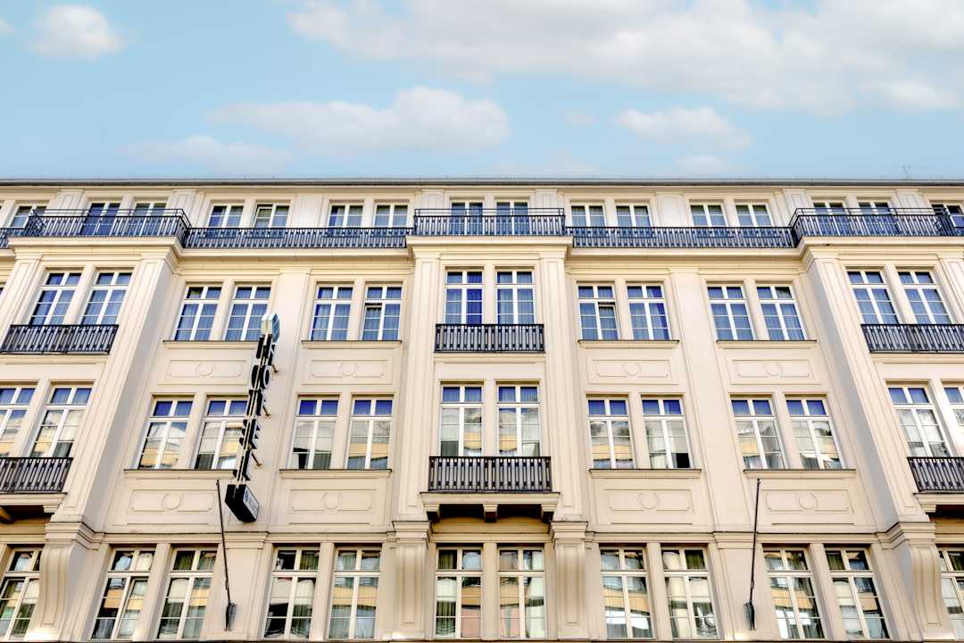 Außenansicht Garner Hotel Berlin - Checkpoint Charlie